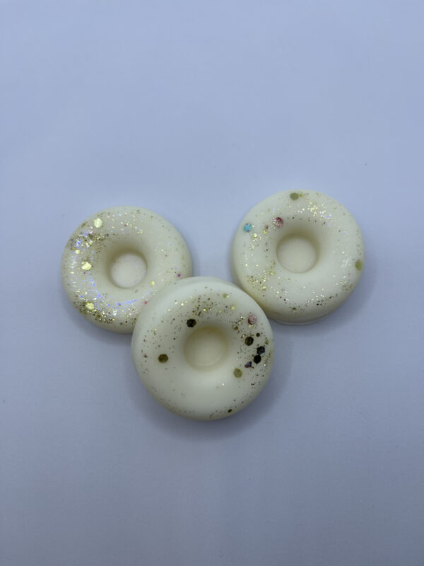 Donuts Musty