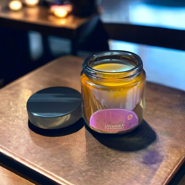 Bougie Anti-insectes Lavande et Patchouli – Image 3